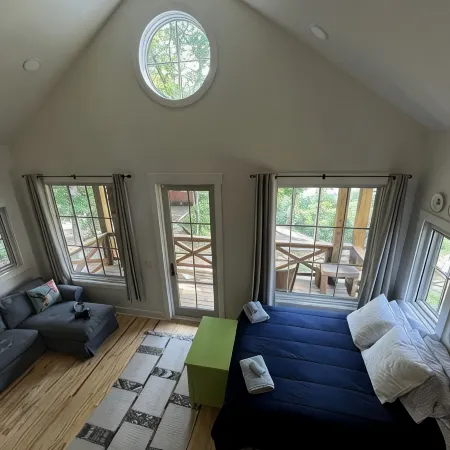 Beautiful Brow home on  Lookout Mountain in Mentone, Alabama
