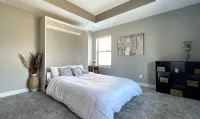 Family Friendly 7 Bedroom 4.5 Bath - Homestays