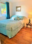 Lake Nahwatzel Resort, Cabin #1, Shared Dock just steps away! Now with WIFI! - Chalets