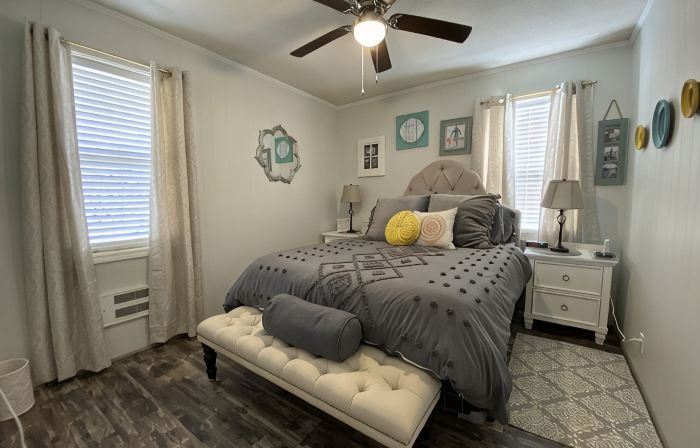 Uncork, Unwind, Relax @ this family & pet friendly Lake home #2