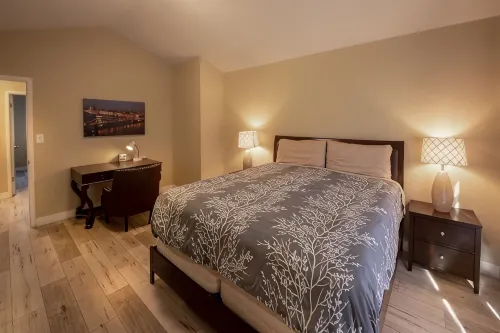 Sleeps 10! Entire House, Pool, close to strip - プライペートプール