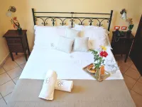 Hotel Columbia Hotels near La Zisa