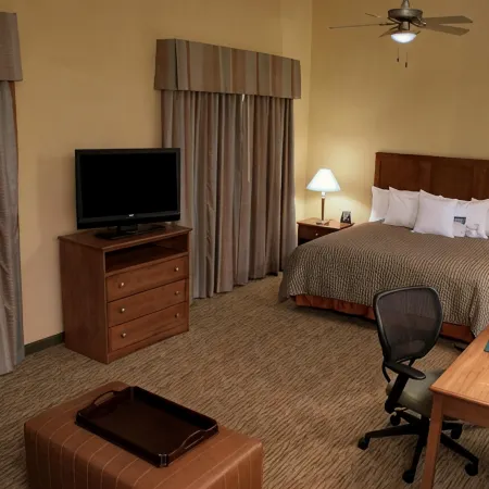Homewood Suites by Hilton Phoenix Airport South