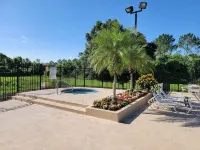 Perfect family two story Villa 8 near SeaWorld - Villas
