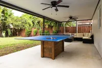 LOVELY HOUSE IN THE HEART OF HALLANDALE BEACH - ติดทะเล