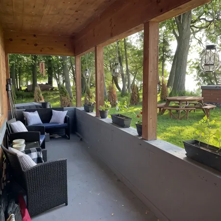 Heron Hideaway - Lakefront Home with Mountain Views- Hot Tub