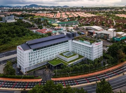 Ramada Plaza by Wyndham Chao Fah Phuket