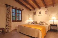 Family friendly villa with optional pool gate , close to Pollensa and the beach. - Villas