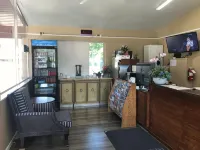 Lamplighter Motel - Motels