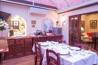 Five Burnham Guest House - Bed and Breakfasts