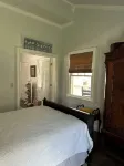 Carriage House under Live Oaks in historic Beaufort SC - Balcony