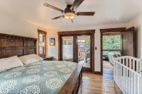 Your family mountain retreat, quiet side of Frisco - 4-Star