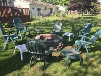 Charlevoix Family Home ~  in Town Home, Newly Renovated, Fire Pit, Hot Tub!!! - WiFi