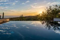 Ocean-View 3BR Villa w/ Heated Pool & BBQ - Pool