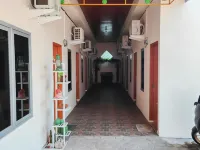 New Era Family Homestay Binjai Mitra RedDoorz Hotels in Binjai