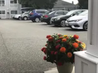 SeaCoast Inn