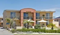 Ocean View Motel Hotels in Scarborough
