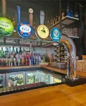 Dog and Partridge Inn Отели в г. Кальн