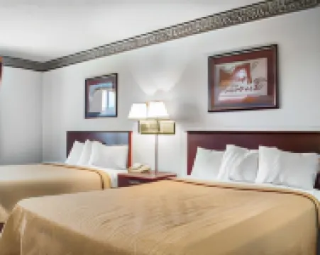 ควอลิตี้ อินน์แอนด์สวีทส์ บรู๊ค หลุยส์วิลล์ เซาท์ โรงแรมใน