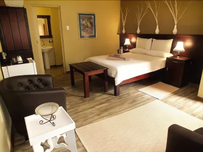 Uzuri Guesthouse CC Các khách sạn ở 