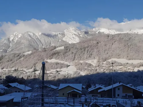 Chalet les Myrtilles Hotels in Albertville