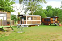 Village Toue du Domaine des Demoiselles Các khách sạn ở Gueugnon