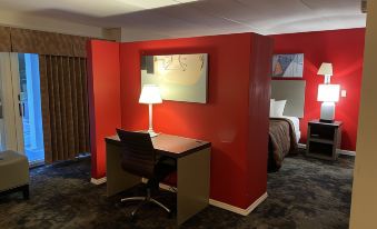 Gold Star Inn & Suites - Housity