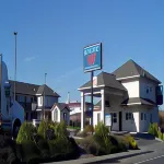 Anchor Beach Inn
