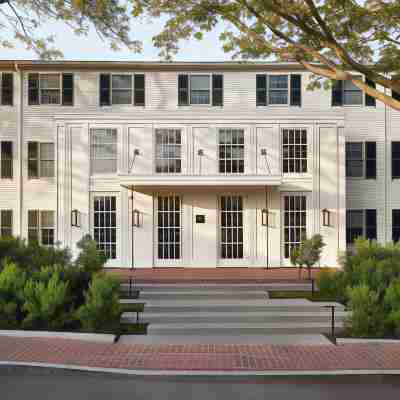 Faraway Martha's Vineyard Hotel Exterior