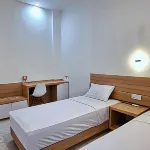 Max Coliving Hotels in Lahat
