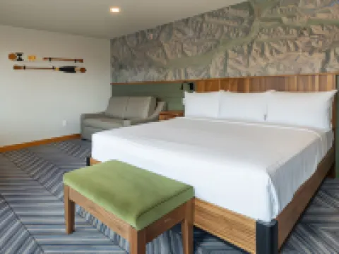 獨木舟套房酒店 班夫酒店