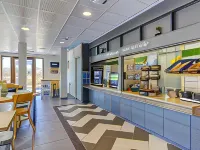 B&B Hotel le Creusot Montchanin Hotels in Montchanin