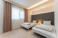 Paju Espacio Pool Villa