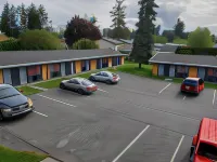 Alpine Inn Abbotsford - parking
