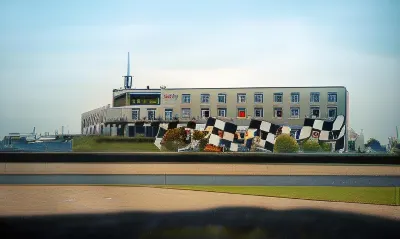 Hotel Motorsport Arena