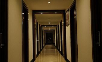 Hotel Dharohar