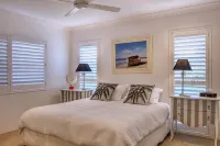 Cronulla Beach House B&B Hotels near South Cronulla Beach