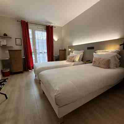 Castel Fleuri Rooms