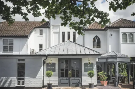 George Hotel, Signature Collection Отели рядом с достопримечательностью «Университет Ист-Англии»