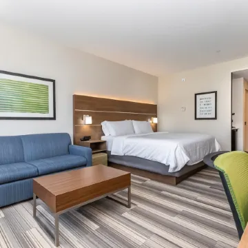Holiday Inn Express & Suites CHILLIWACK EAST by IHG
