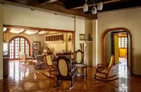 Casa Inti Guesthouse & Lodge