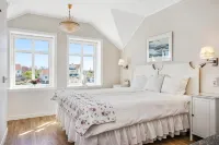 Lotshotellet Hotels in Orust
