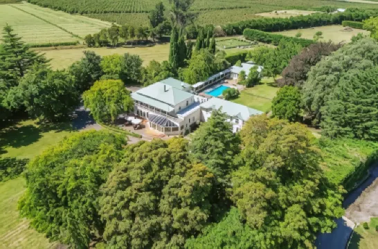 曼佳帕帕酒店 酒店