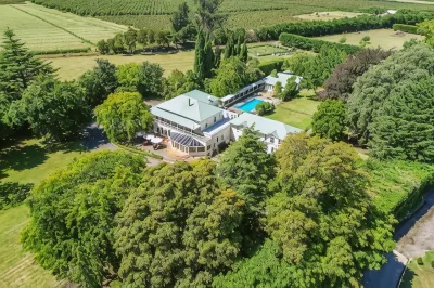 Mangapapa Hotel Hotels near Black Barn Vineyards