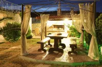 Villa Christine - Maisonettes with Fireplace Hotel a Agii Apostoli