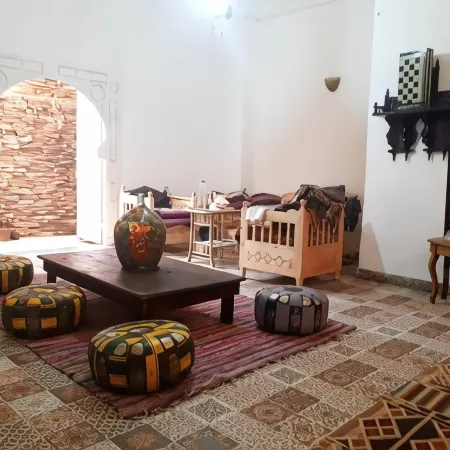 Arabian Nights Hotel Отели рядом с достопримечательностью «Баб Зувейла»