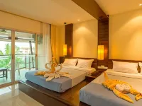 Lanta Pura Beach Resort Hotels near Long Beach
