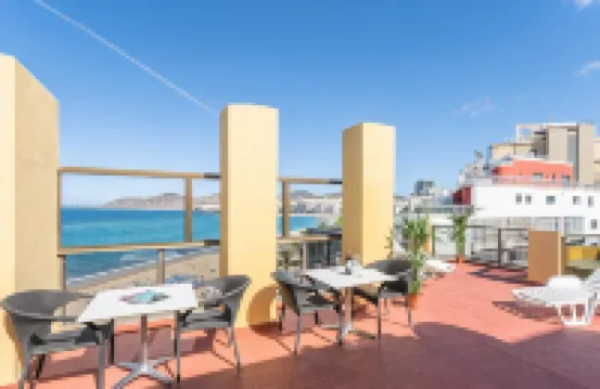 Apartamentos Colón Playa