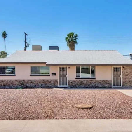 Heated Pool & Hot Tub ⭐️ Mins to Old Town, ASU, Hiking and ⛳️