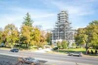 Luxury Suite ~ Above Starbucks ~ Main St View